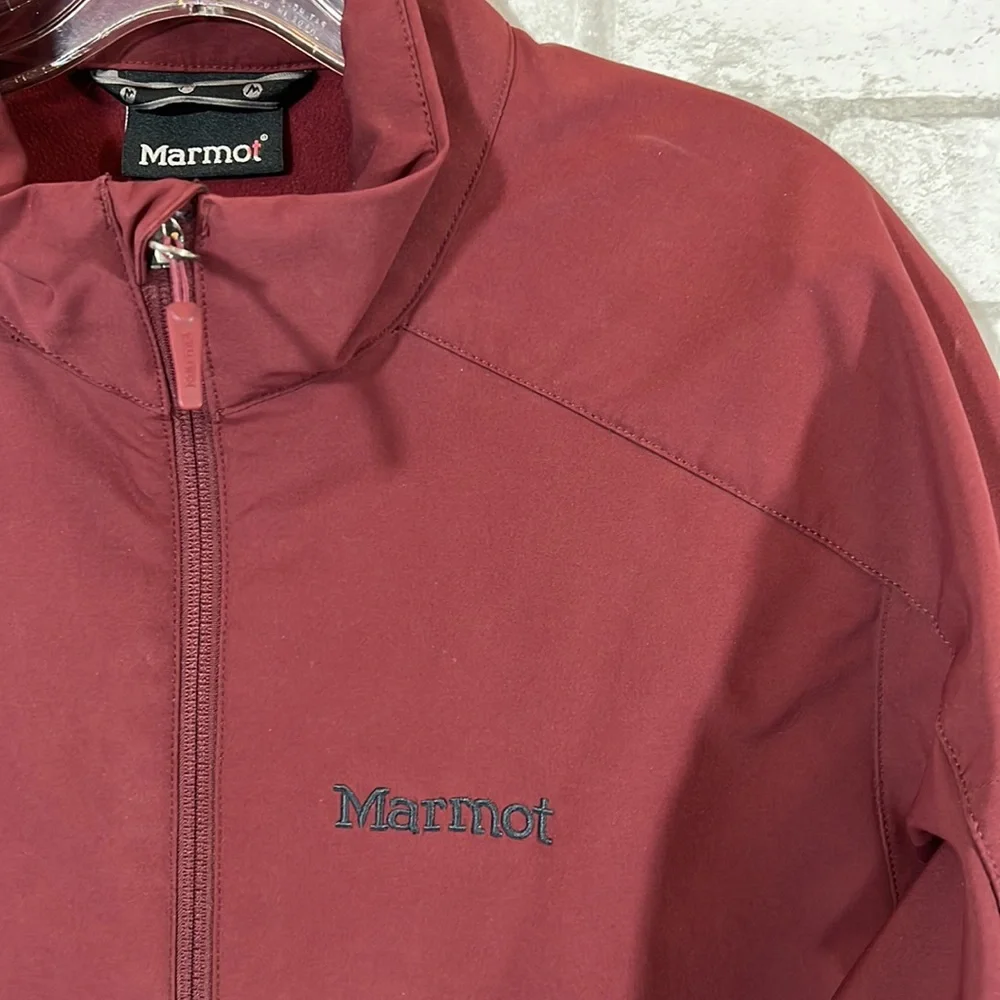 Marmot burgundy jacket size Medium